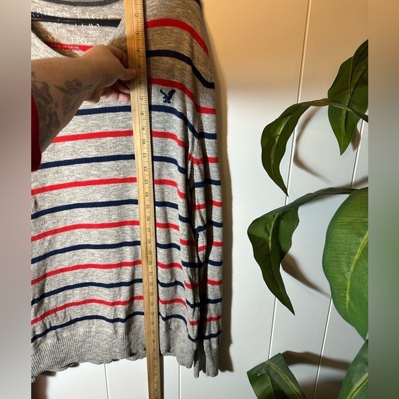 American Eagle Outfitters Mint AEO XXL V-Neck Men’s Sweater - Picture 6 of 8